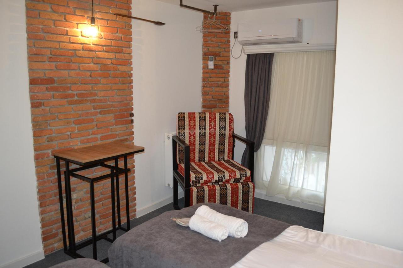 Hotel Baratashvili 12 Tbilisi Luaran gambar
